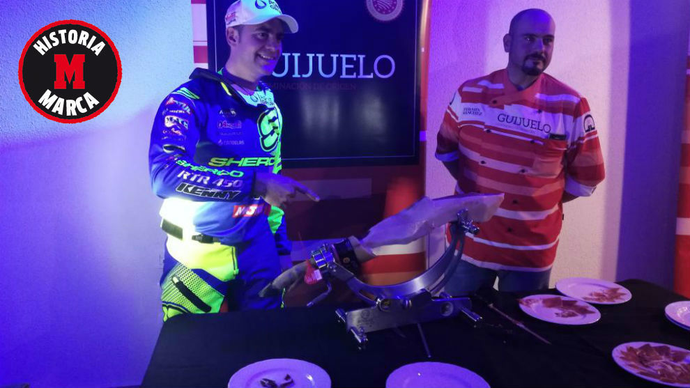 中的协作与 中的协作与